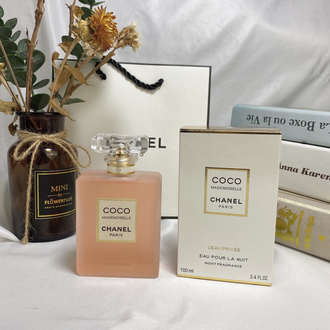 COCO MADEMOISELLE by Chanel Eau De Parfum Spray 3.4 oz / 100 ml