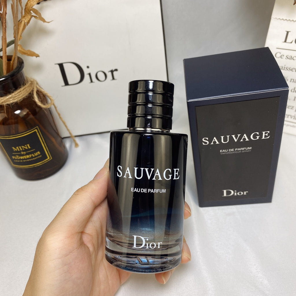 Dior Sauvage Eau De Parfum Spray 100ml *DKY C