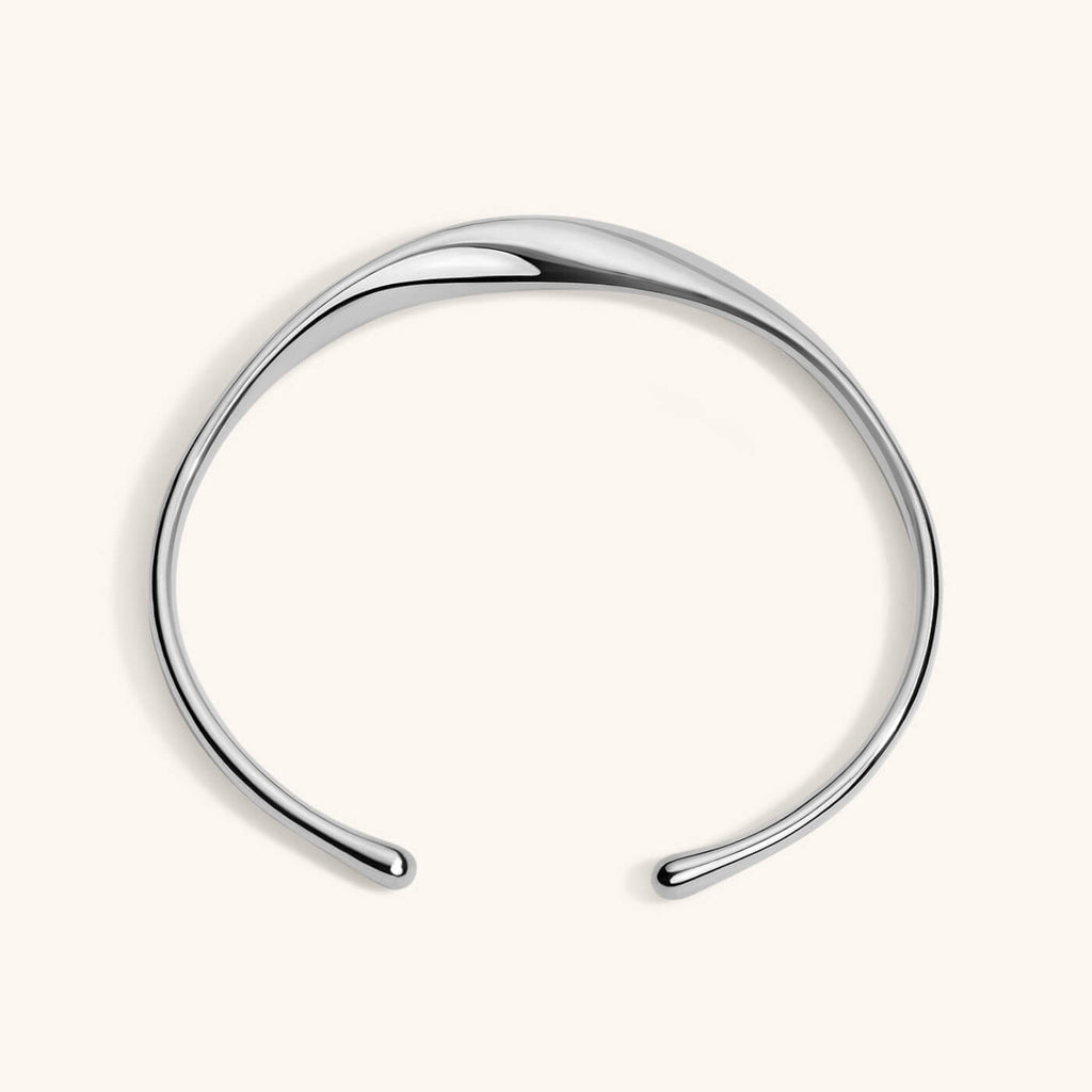 Möbius Fine Cuff