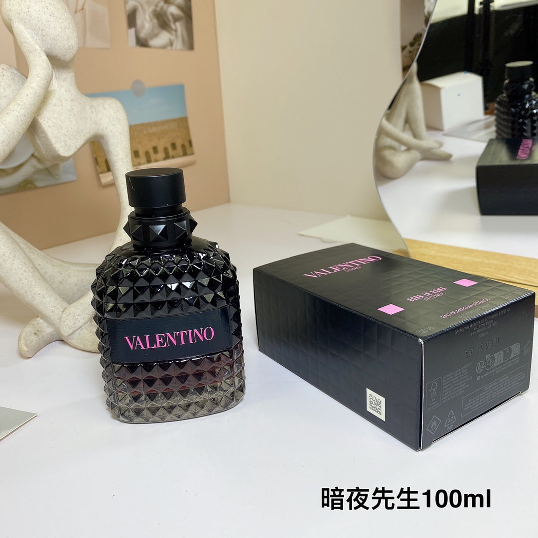 Valentino *HTN J    Born in Roma 100ml