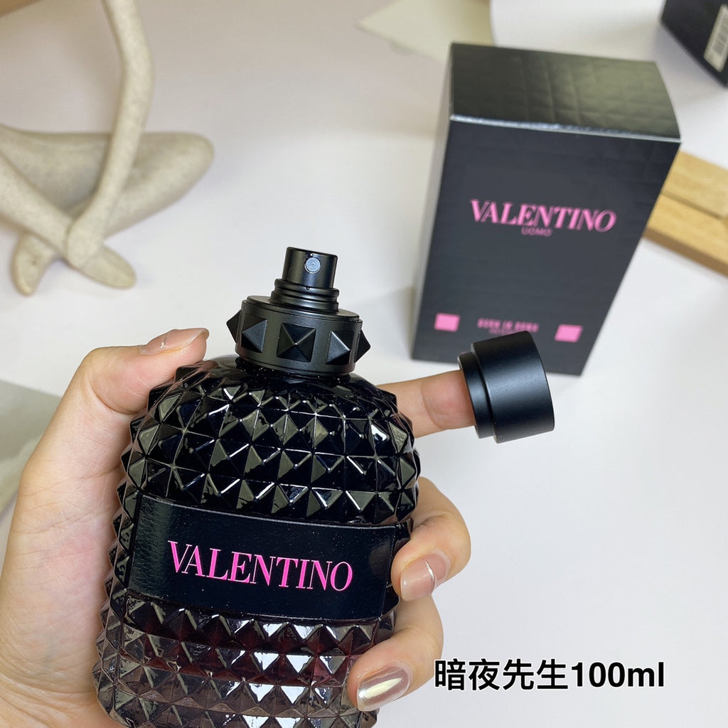 Valentino *HTN J    Born in Roma 100ml