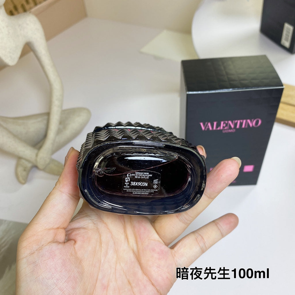 Valentino *HTN J    Born in Roma 100ml